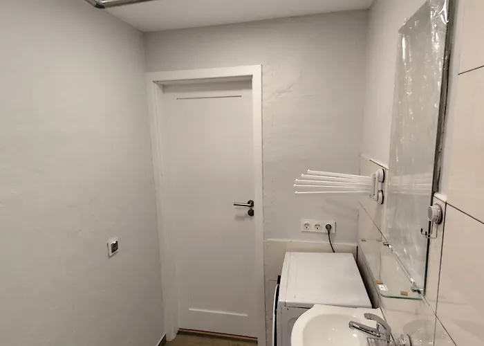 Jaunystes Studija * 克莱佩达